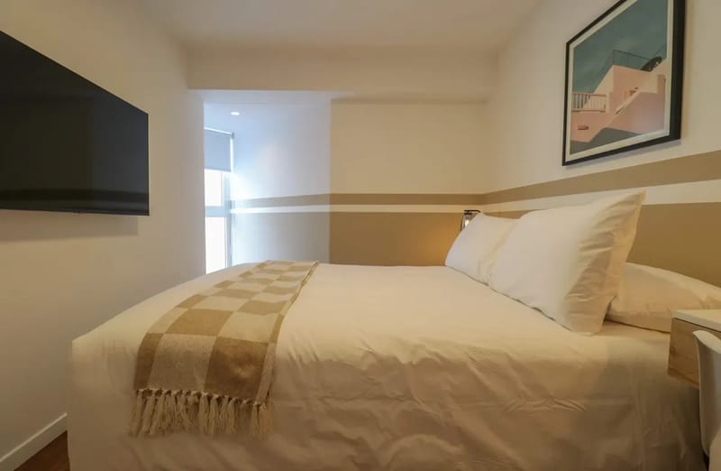 Graceful 2BR w/ Balcony in Miraflores