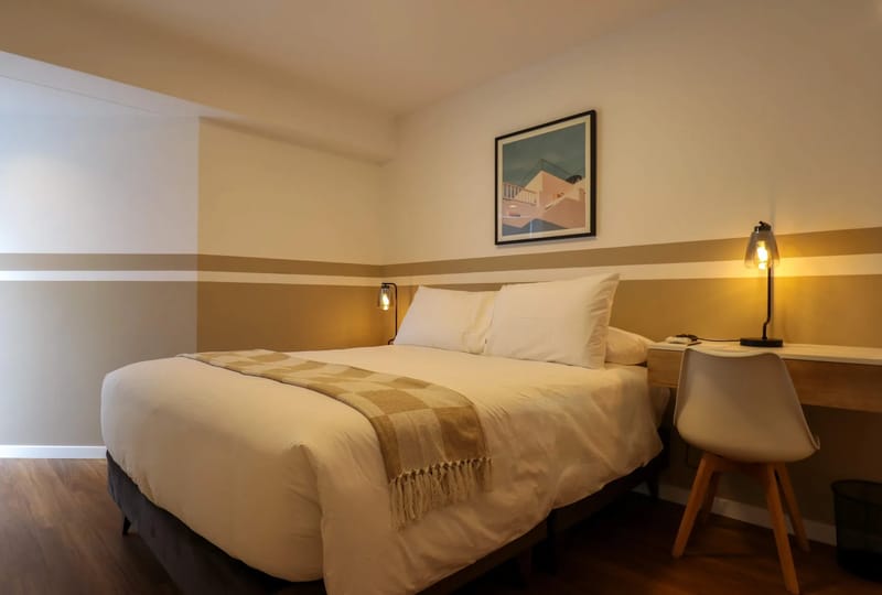 Graceful 2BR w/ Balcony in Miraflores