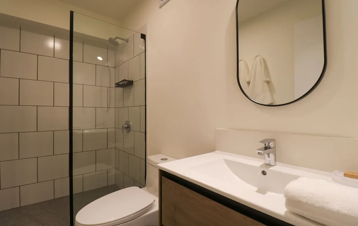 Graceful 2BR w/ Balcony in Miraflores