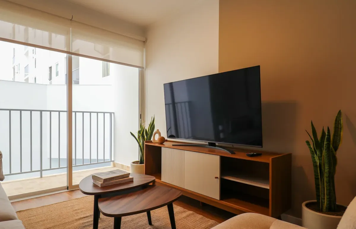 Graceful 2BR w/ Balcony in Miraflores