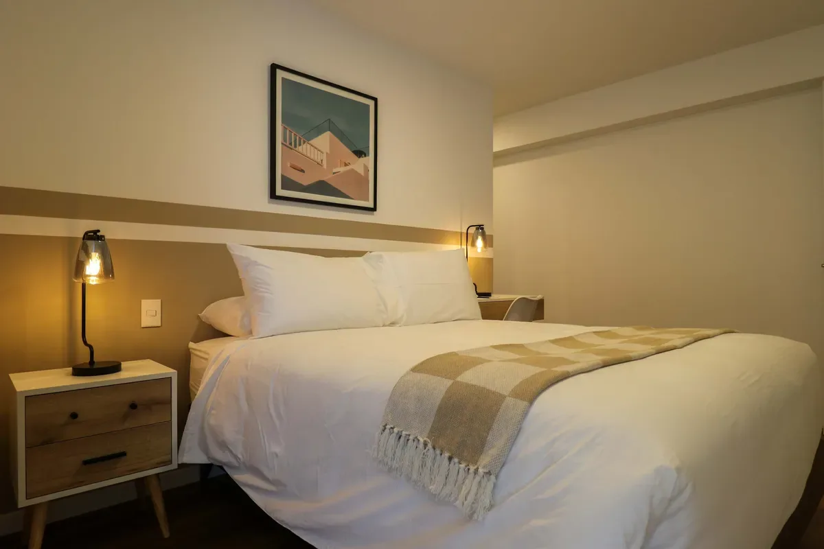 Graceful 2BR w/ Balcony in Miraflores
