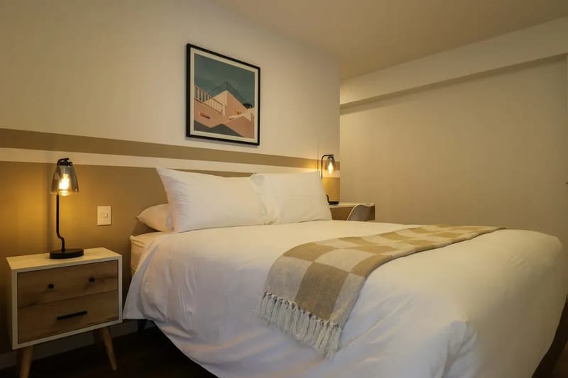 Graceful 2BR w/ Balcony in Miraflores
