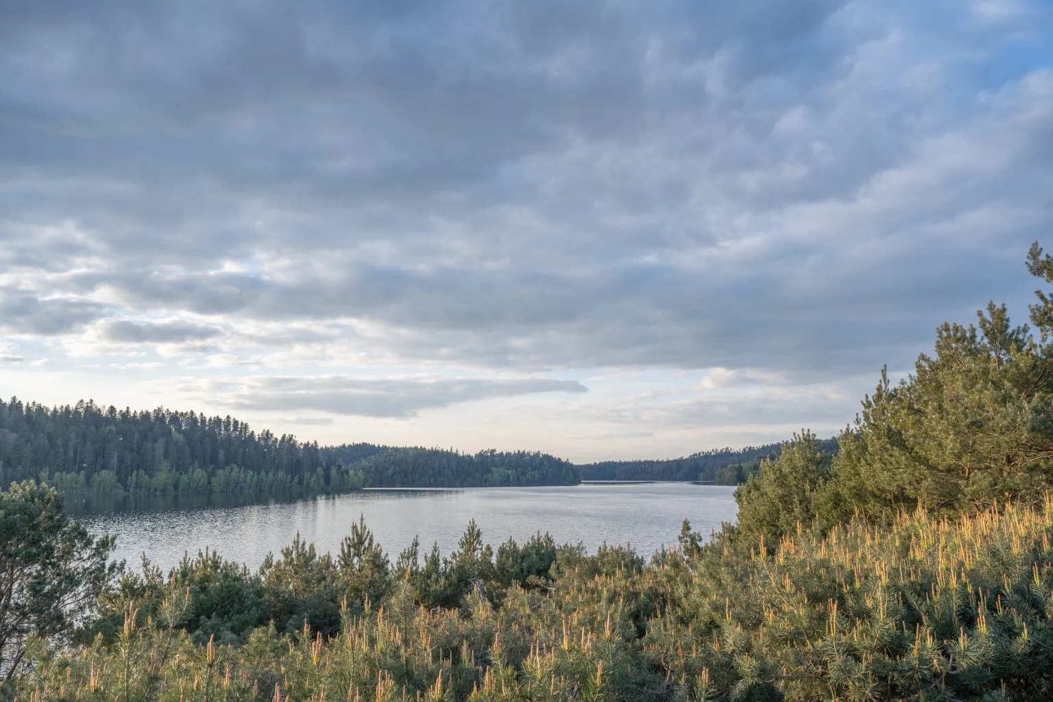 Lake Pierre-Percée view