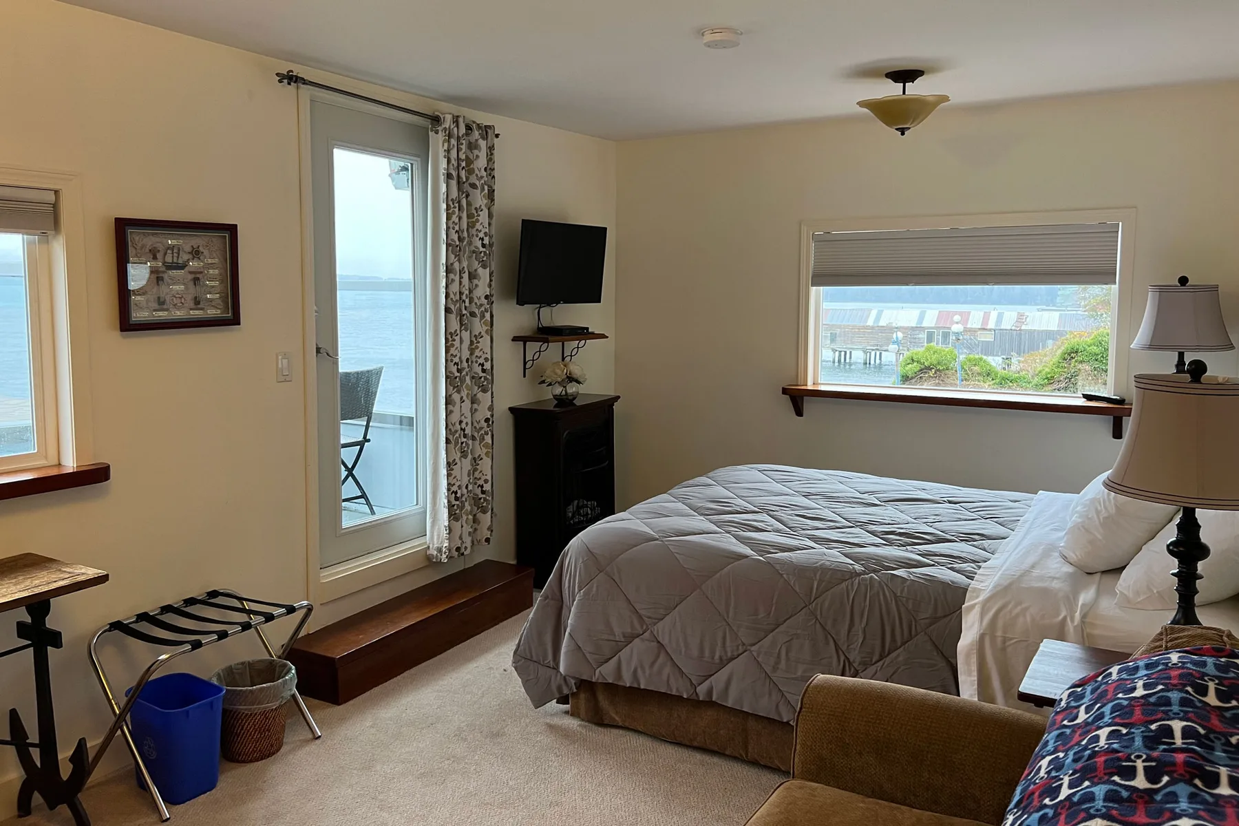 Guest room