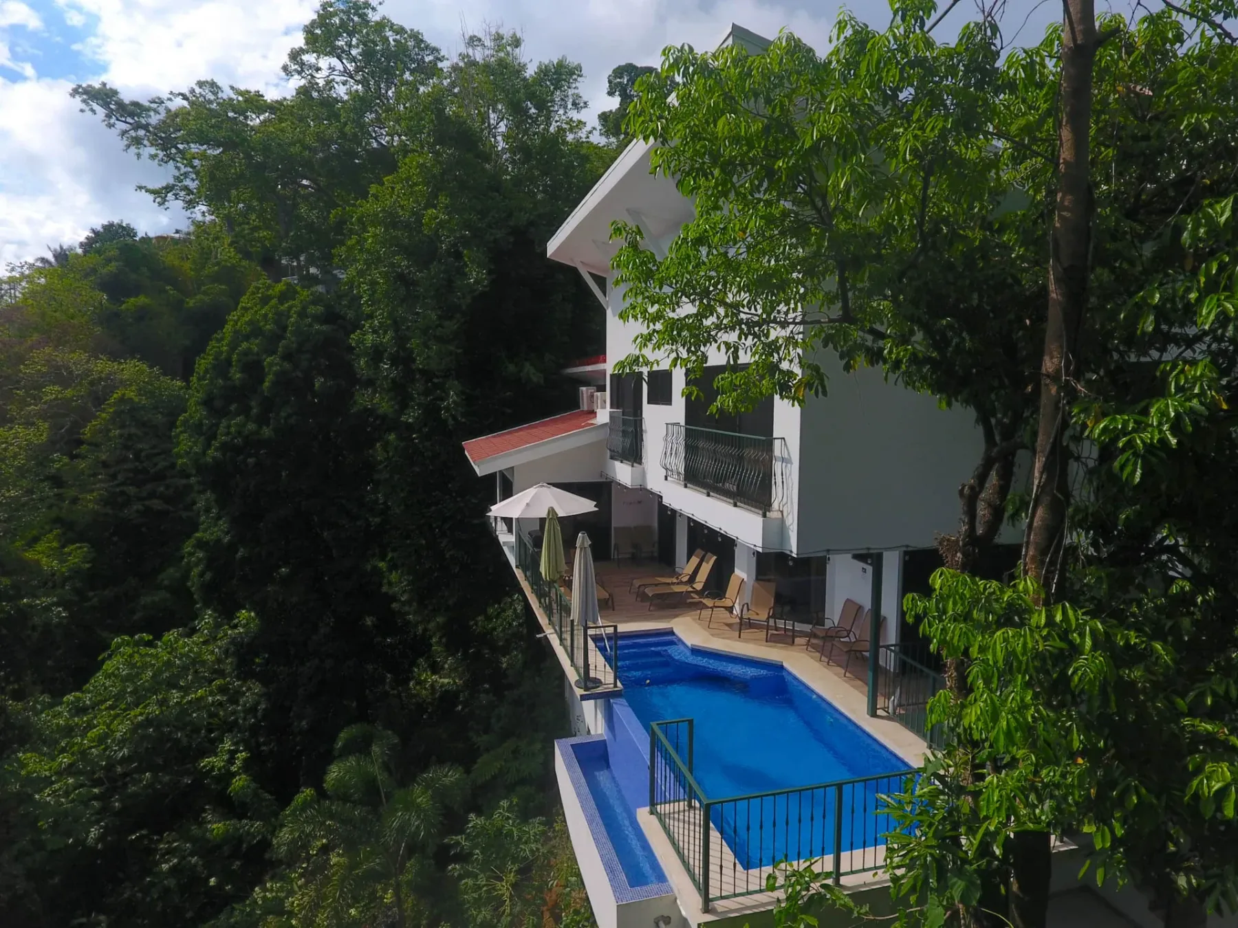 Mi Casa es Su Casa · 24. Mi Casa es Su Casa