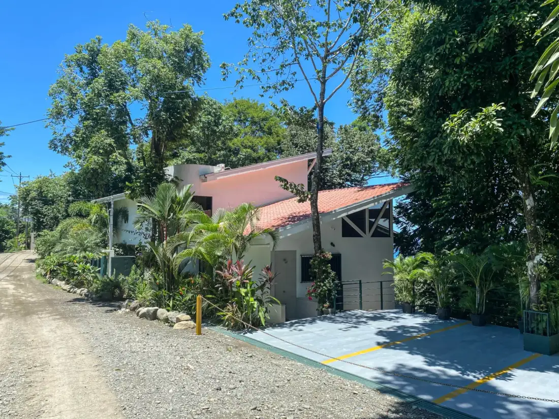 Mi Casa es Su Casa · 31. Mi Casa es Su Casa