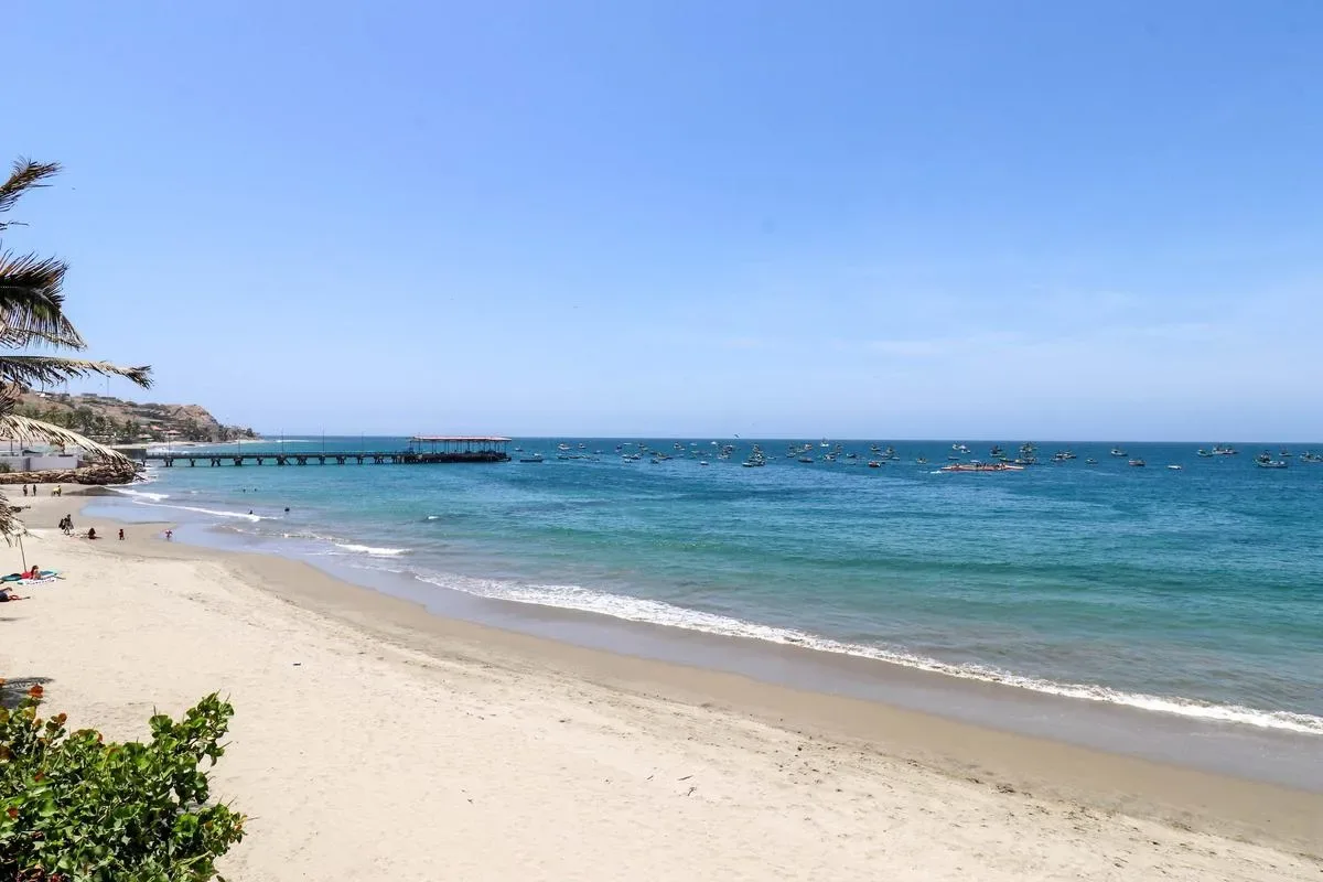 Astonishing 2BR with Spectacular Ocean View