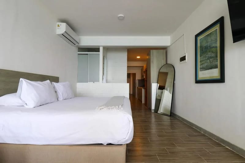 Astonishing 2BR with Spectacular Ocean View