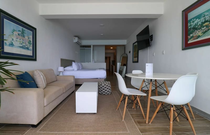 Astonishing 2BR with Spectacular Ocean View