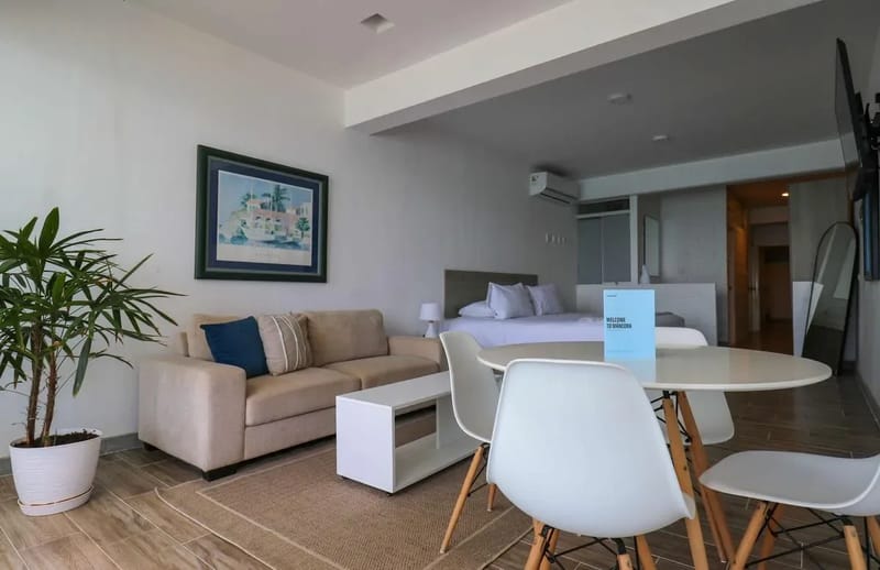 Astonishing 2BR with Spectacular Ocean View