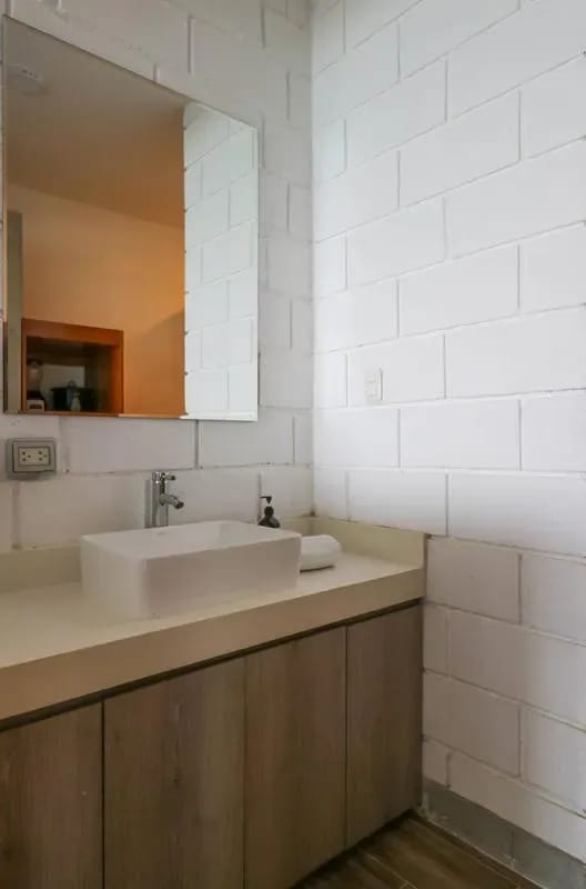 Astonishing 2BR with Spectacular Ocean View