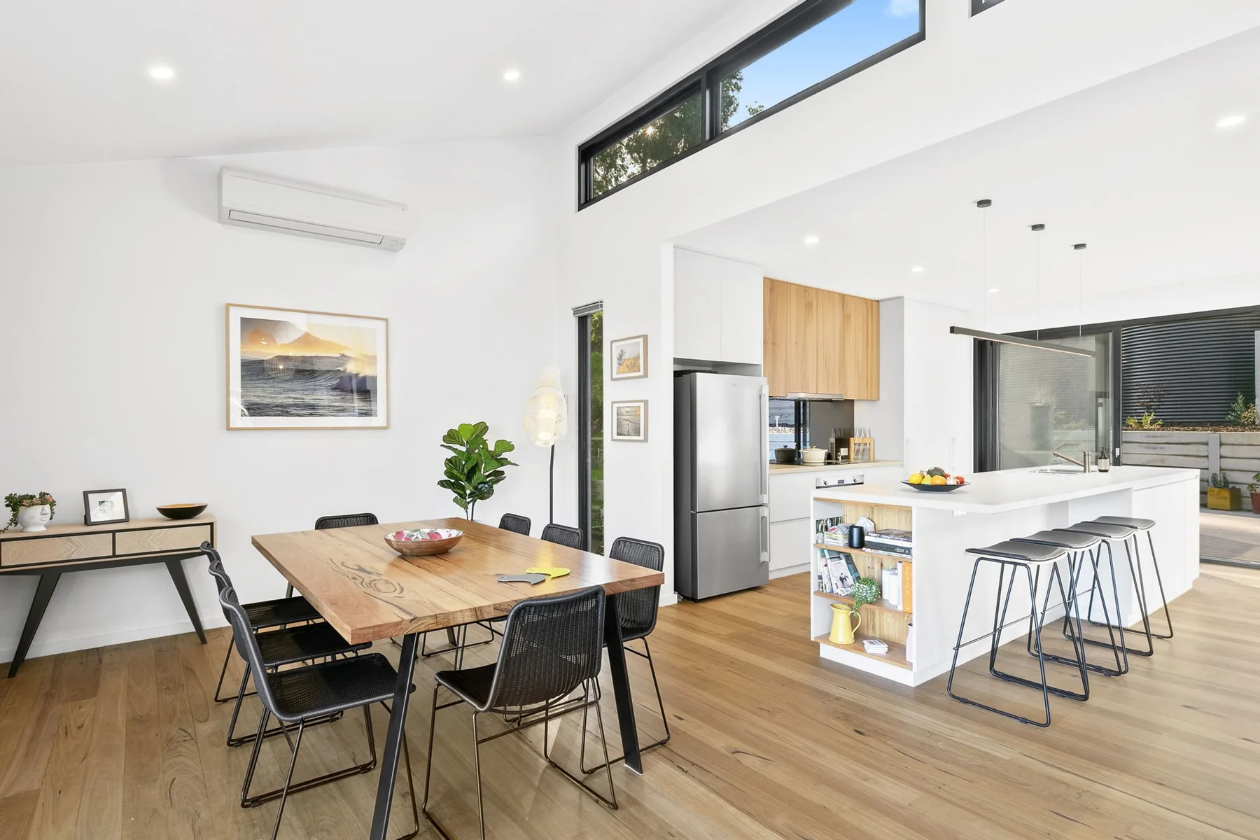 Wye9 Beautiful Treetop And Beach Views Open