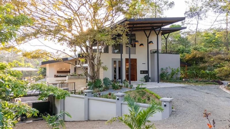 Stunning 3BR Villa in Costa Rica