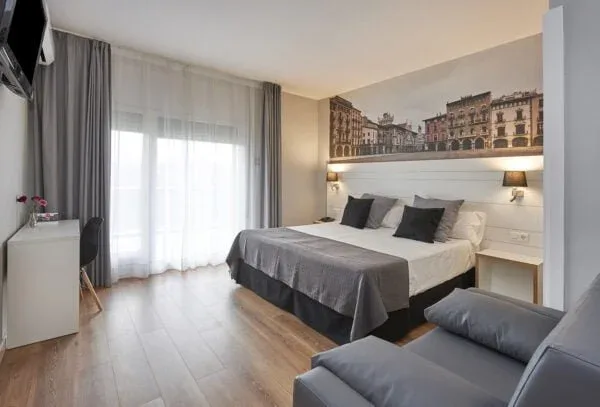 Hotel Can Pamplona room
