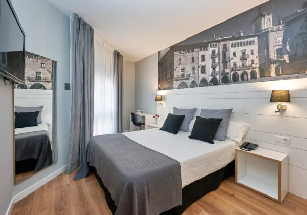 Hotel Can Pamplona room