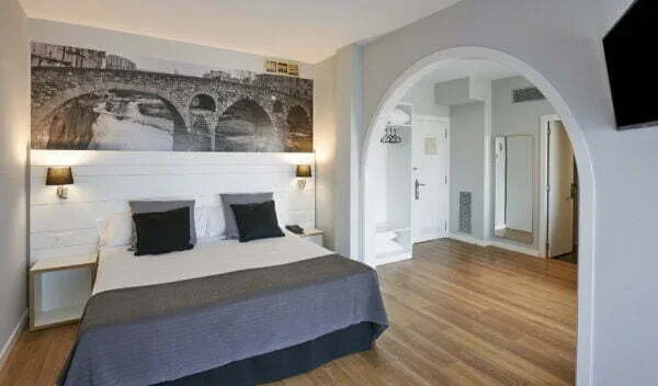 Hotel Can Pamplona room
