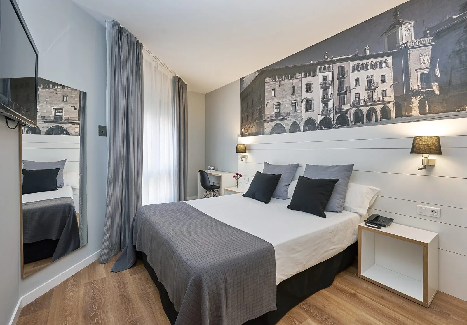 Hotel Can Pamplona room