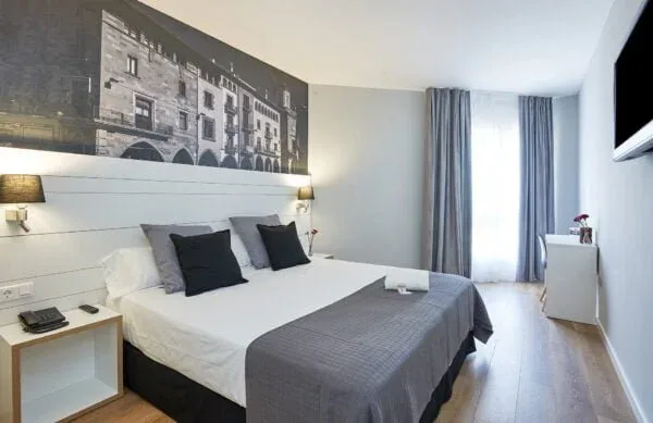 Hotel Can Pamplona room