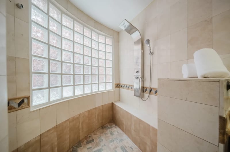 P. C Golden Sunset Condo · 24. P. C Golden Sunset Condo