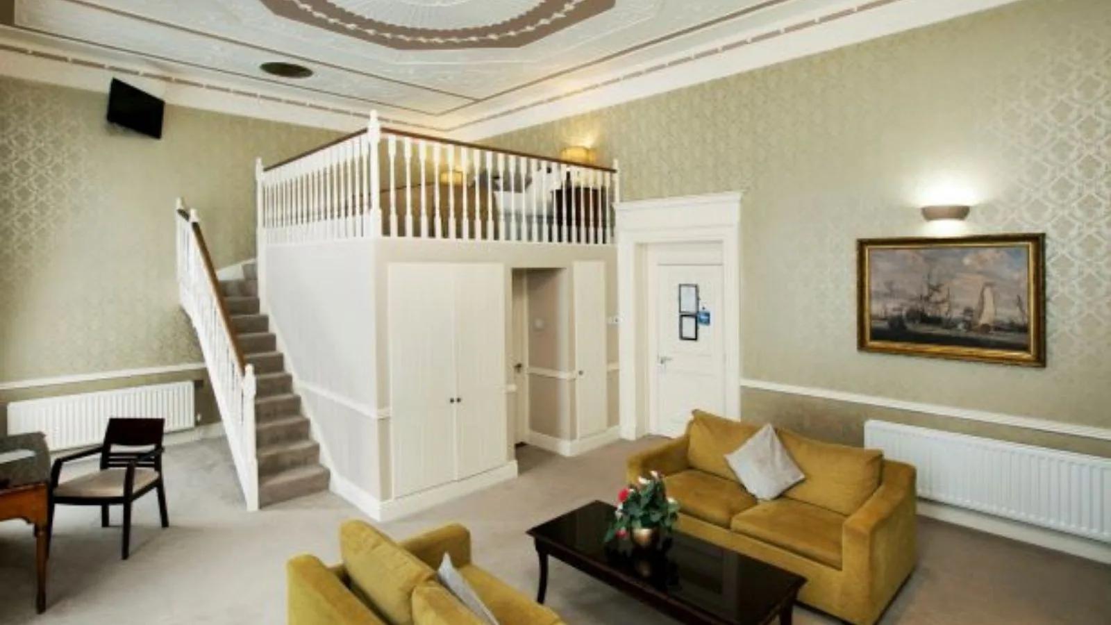 Harrington Hall mezzanine room