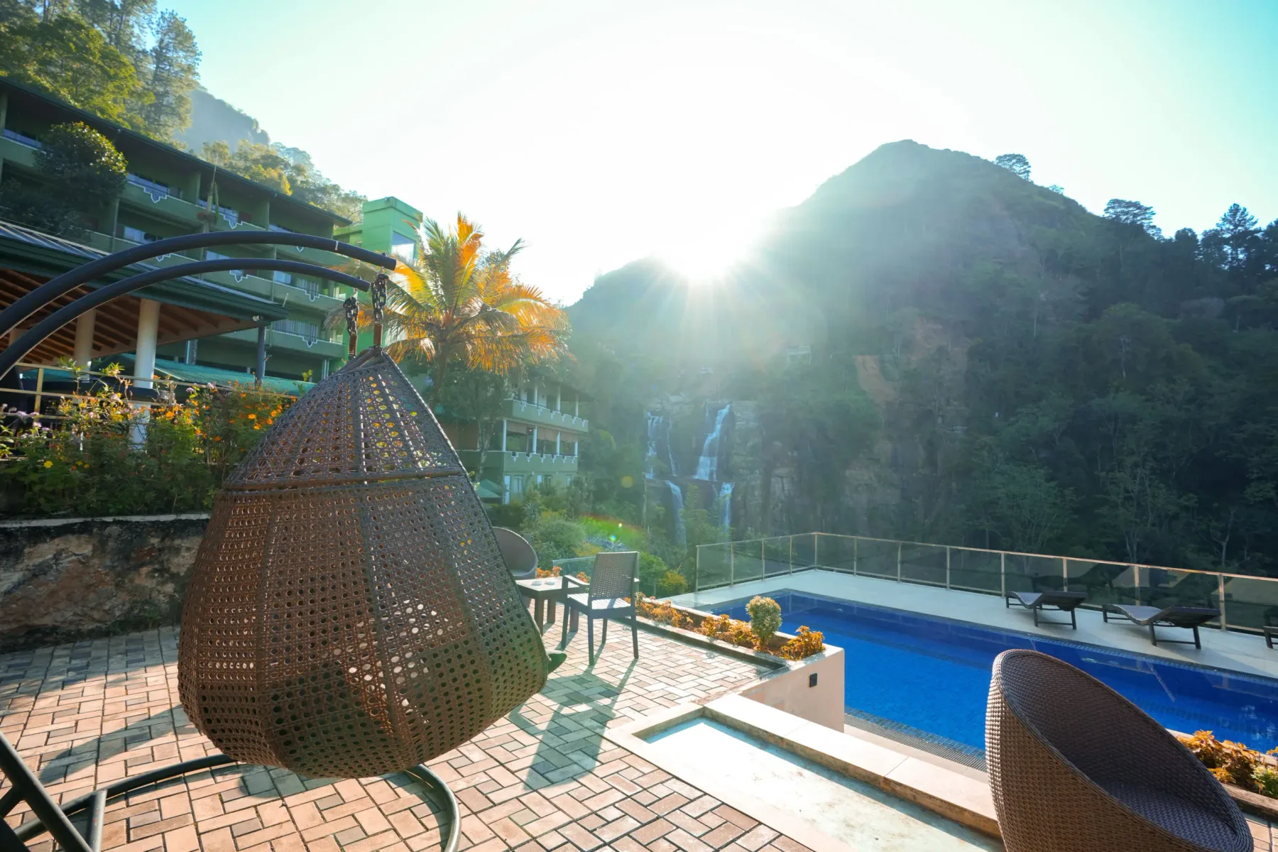 Ramboda Falls Hotel