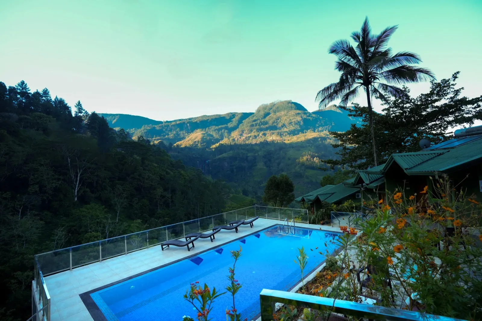Ramboda Falls Hotel