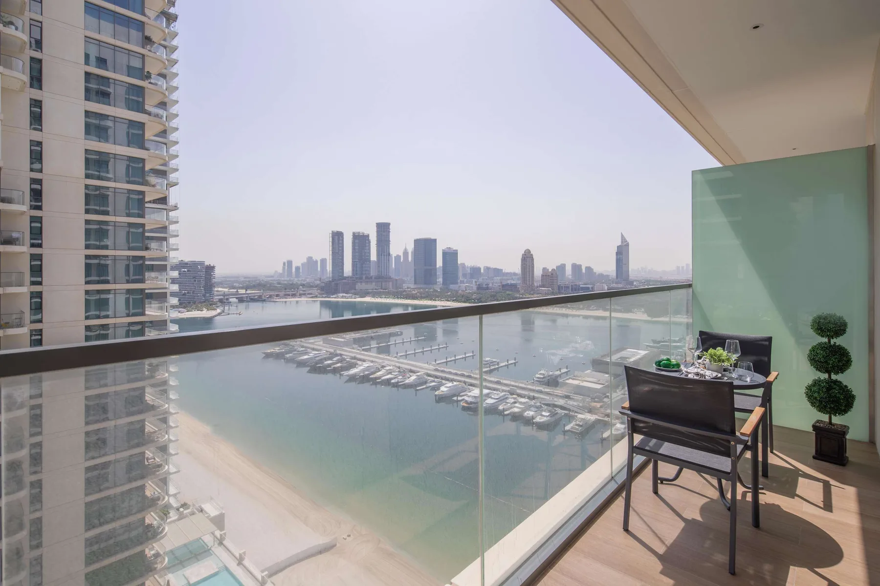 Balcony & Beach Views