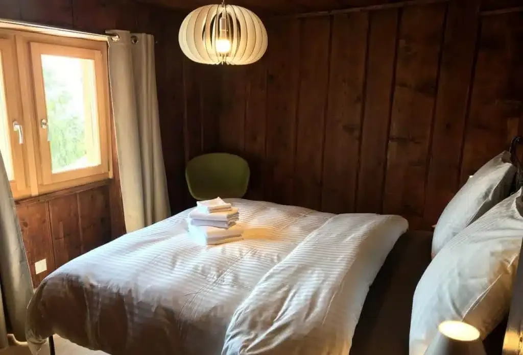 Comfort Triple with a double bed and one small bed; separate sleeping rooms and a shared bathroom