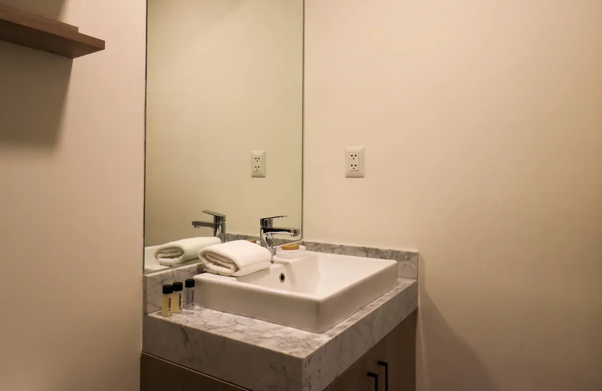 Marvelous 2BR with Balcony in Miraflores