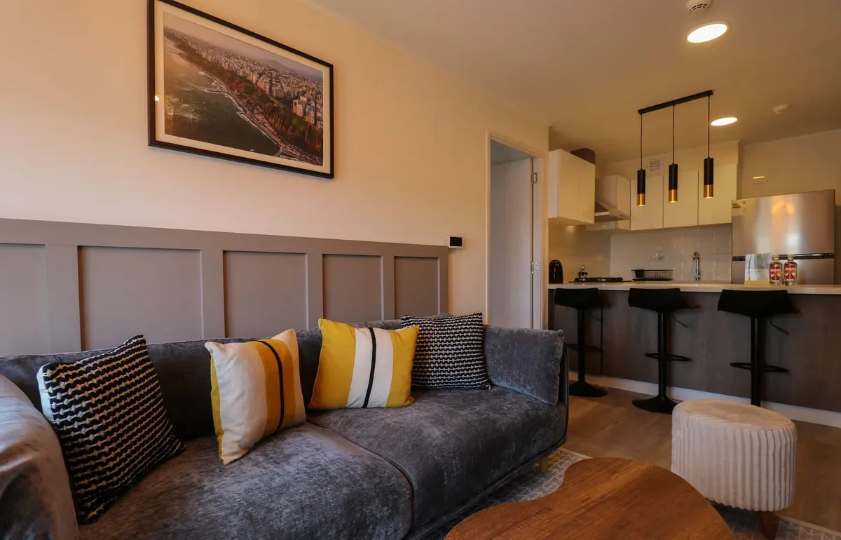 Marvelous 2BR with Balcony in Miraflores