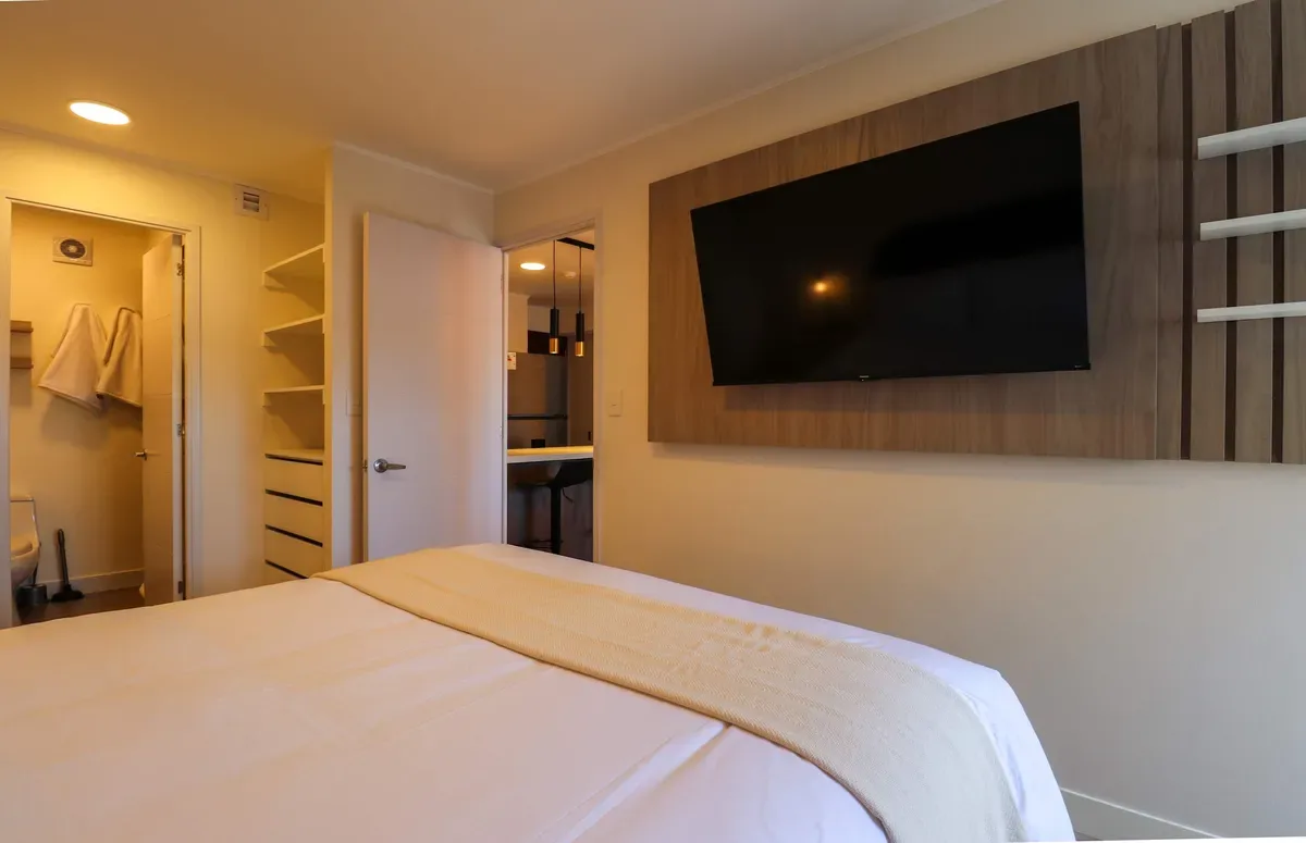 Marvelous 2BR with Balcony in Miraflores
