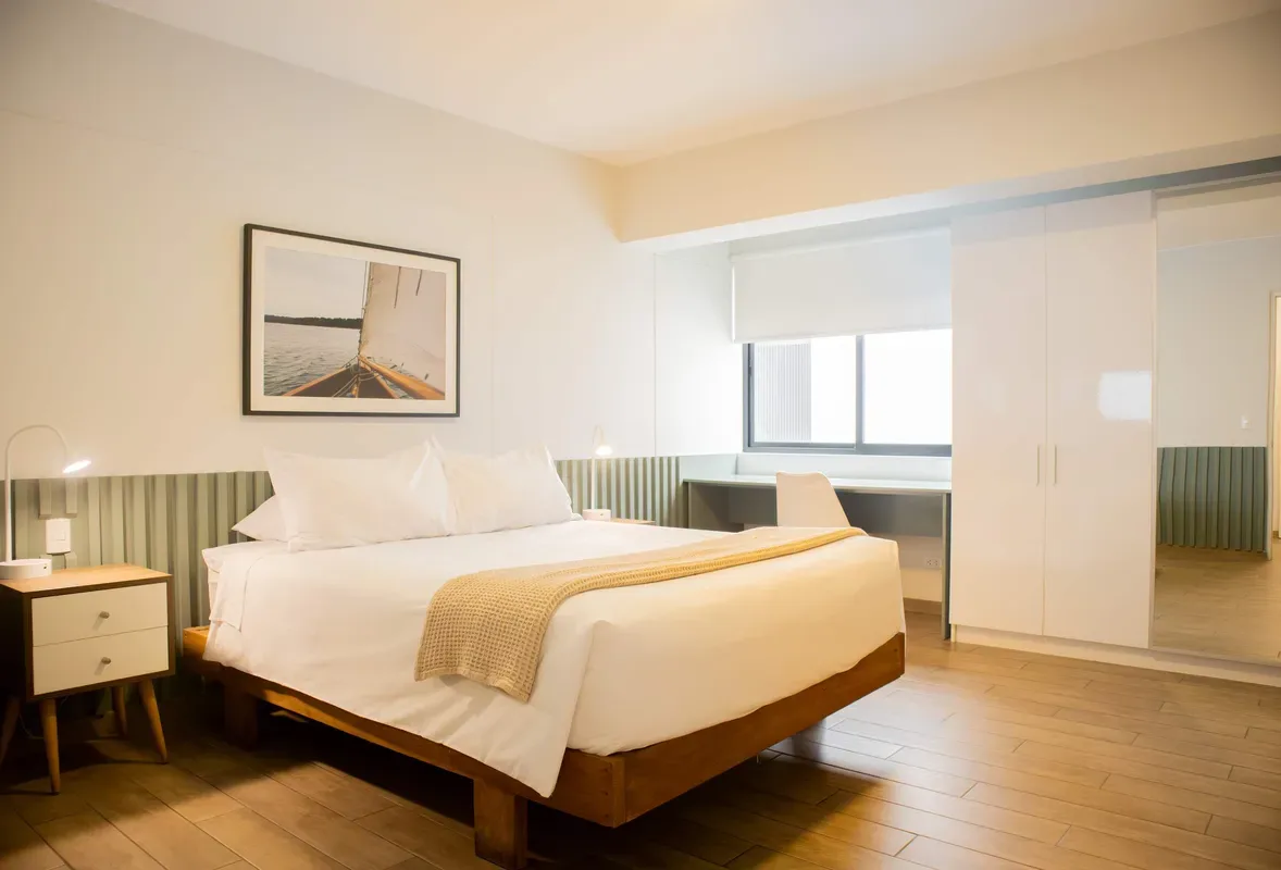 Upscale 2BR in Miraflores