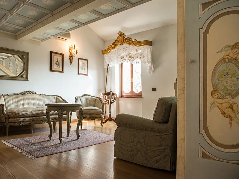 Habitaciones y suites del Resort Le Case en Macerata