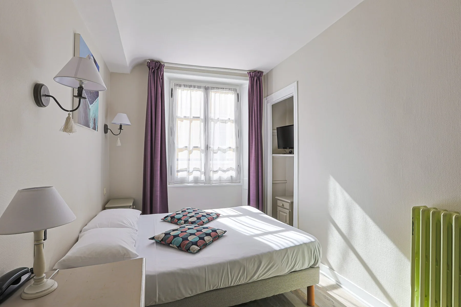 Comfort room