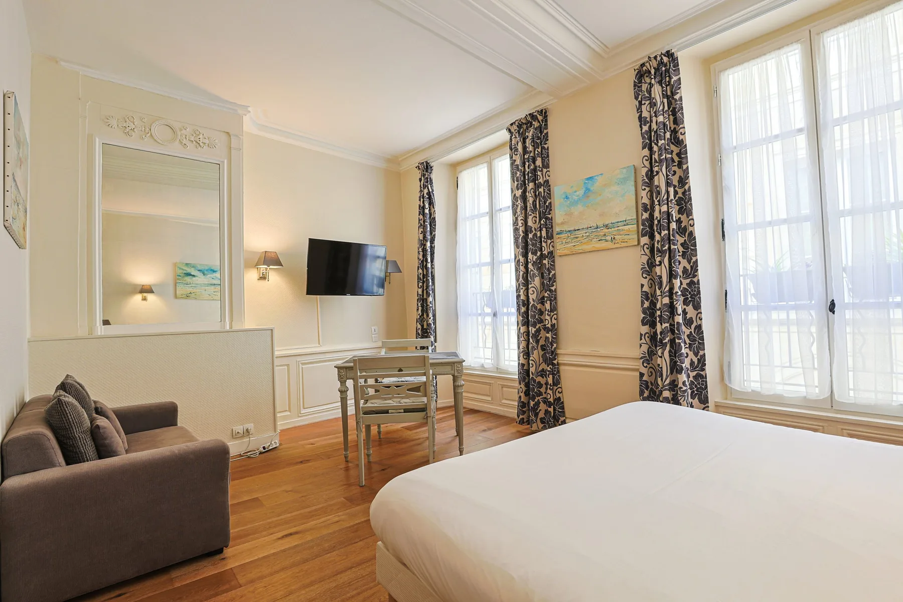 Luxe room