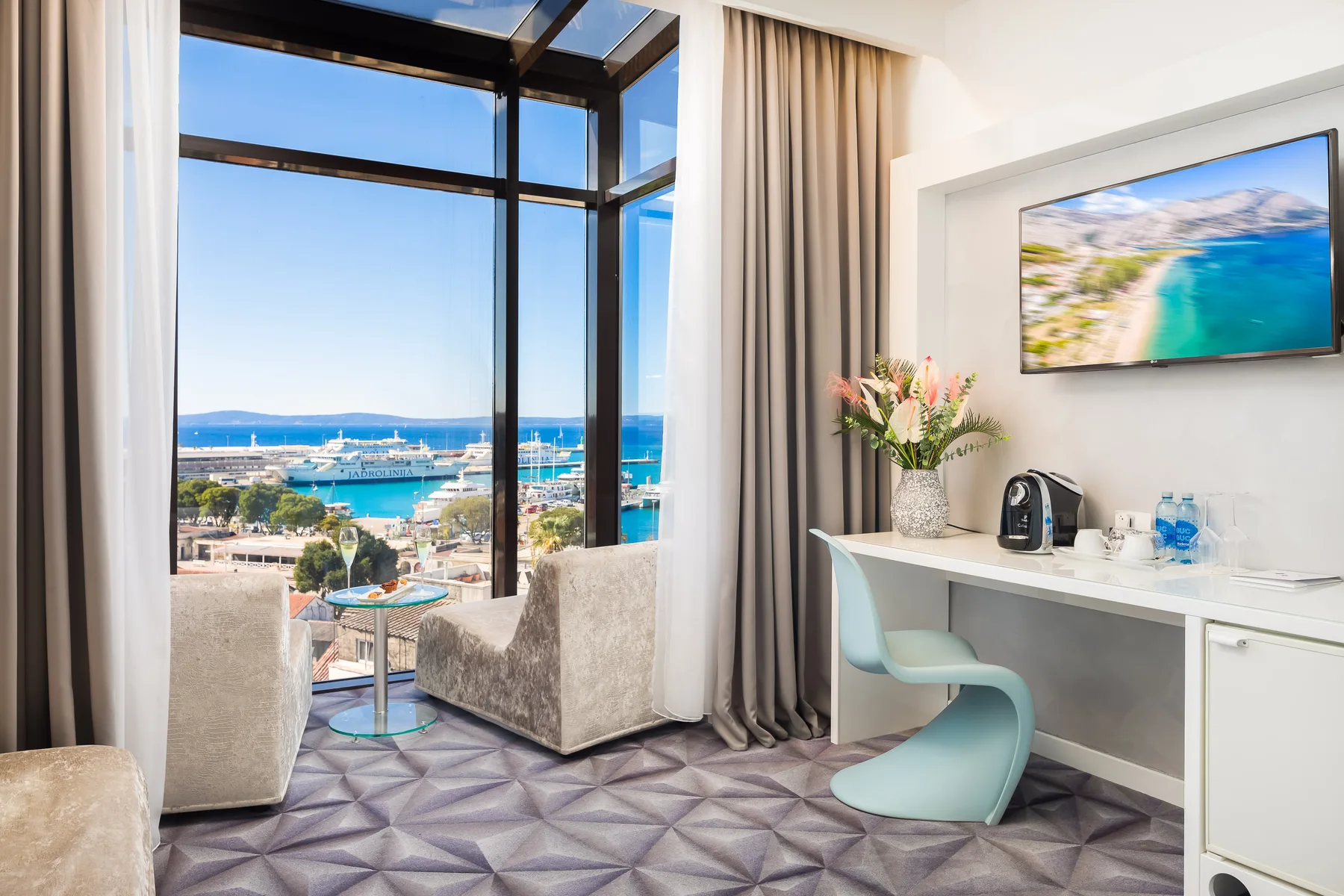 Hotel room with sea view