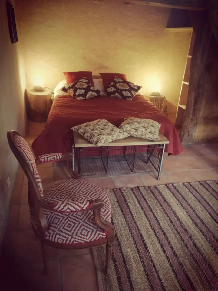 Zona de descanso de la habitación Feu