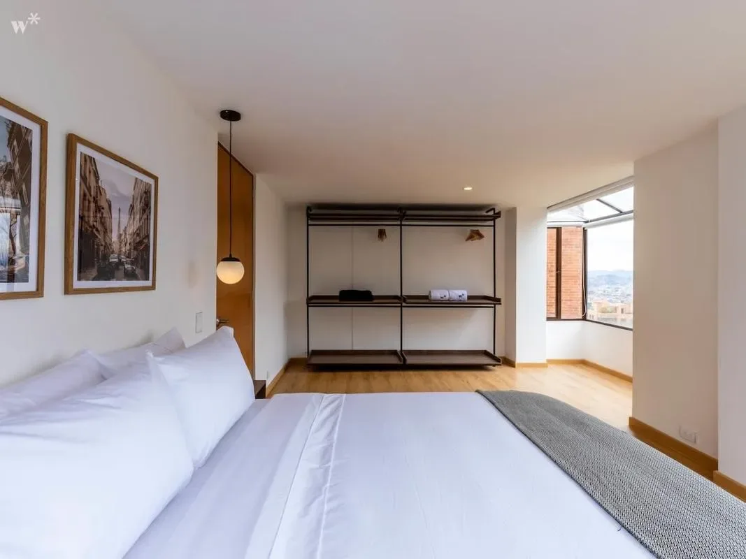 Stunning 3BR Triplex in Rosales