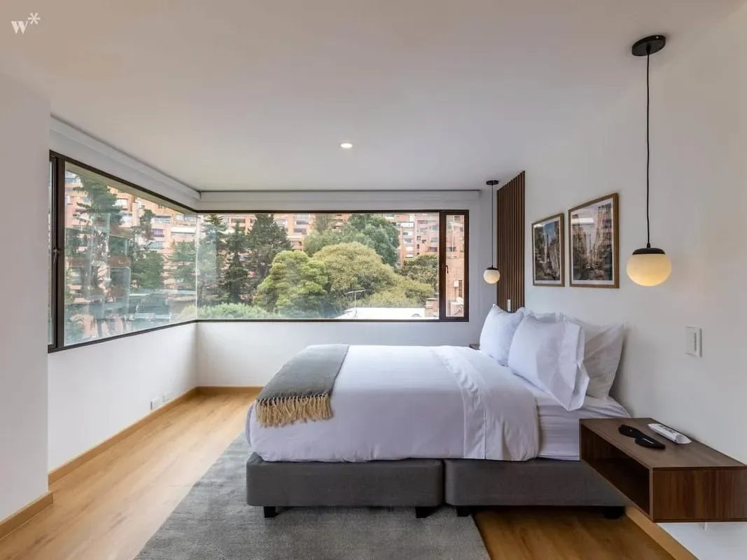 Stunning 3BR Triplex in Rosales