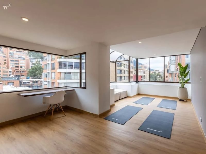 Stunning 3BR Triplex in Rosales