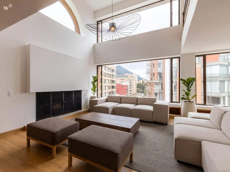 Stunning 3BR Triplex in Rosales