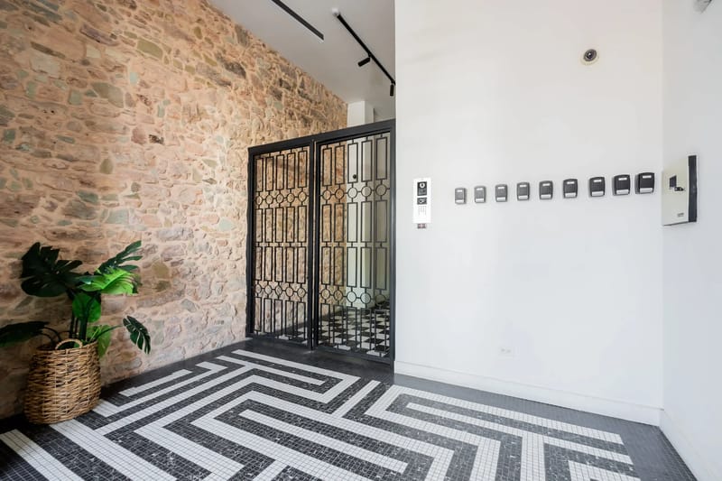 Roomy 1BR in Plaza Catedral