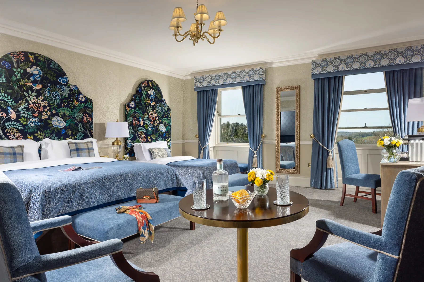 Master Twin Deluxe room