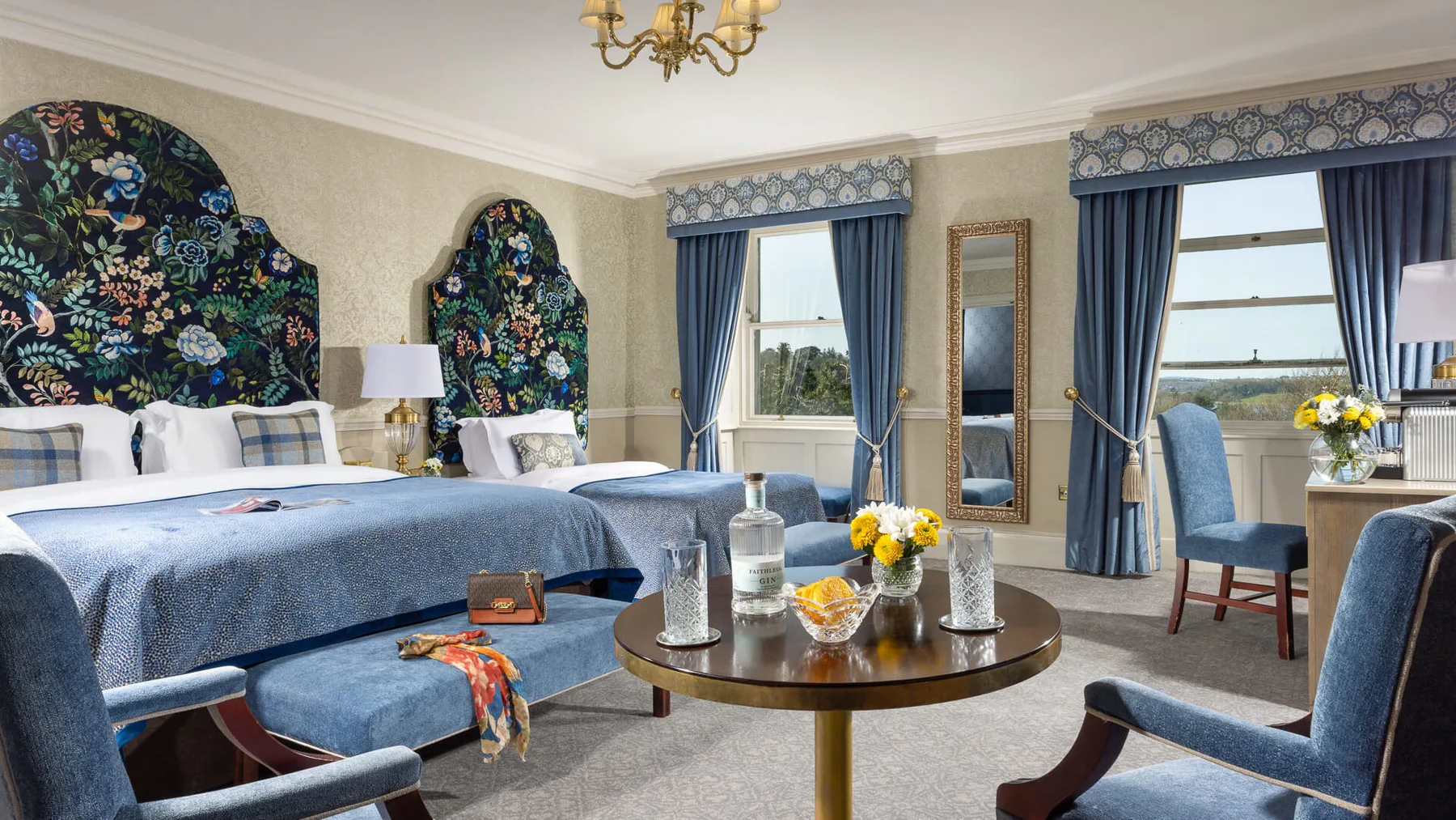 Master Twin Deluxe room