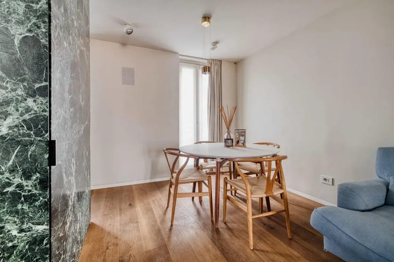 Stunning Apt w/ Private Terrace & Views