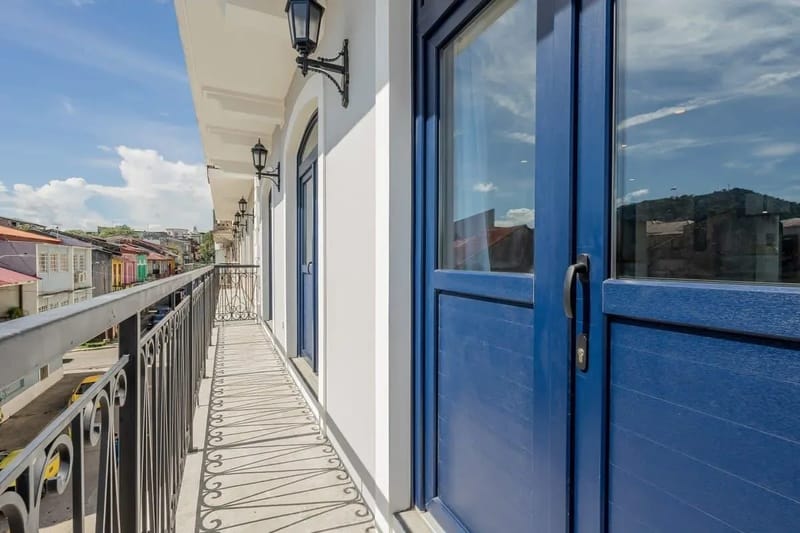Deluxe 1BR in Casco Antiguo w/ Terrace