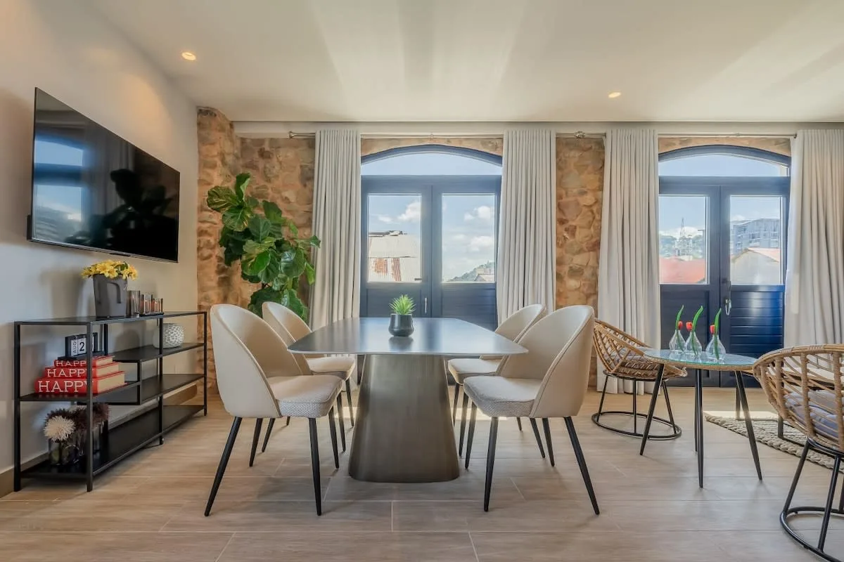 Deluxe 1BR in Casco Antiguo w/ Terrace