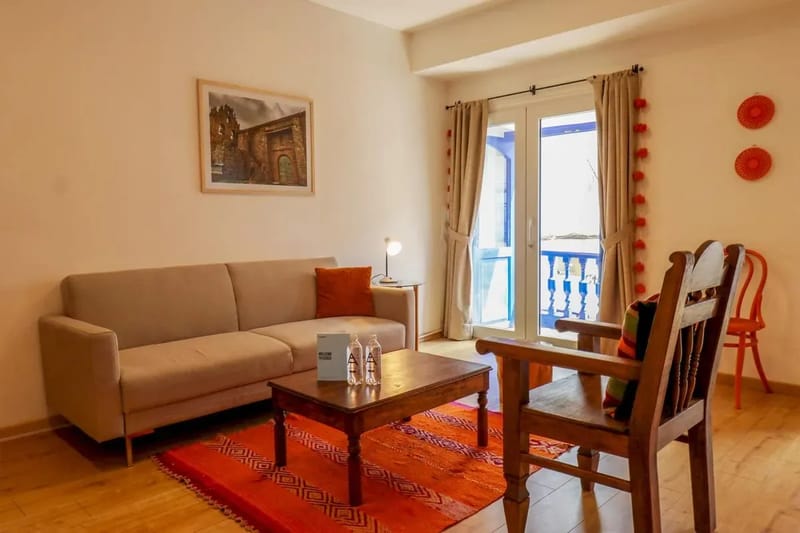 Spacious 1BR in Plaza de Armas w/ Balcony