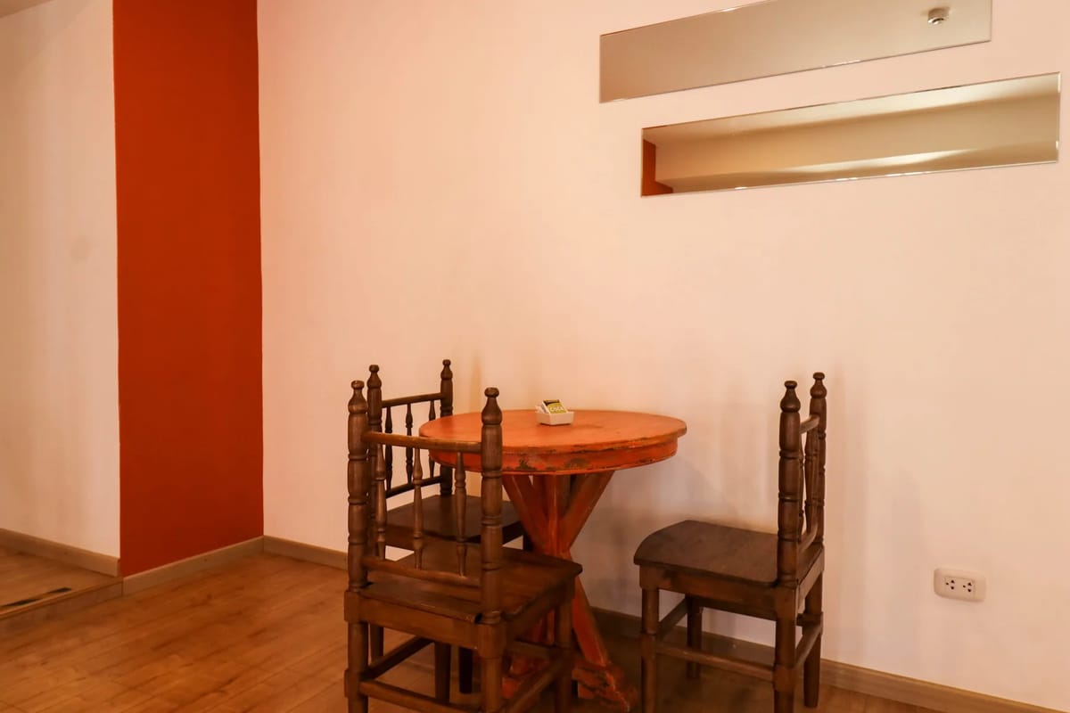 Spacious 1BR in Plaza de Armas w/ Balcony