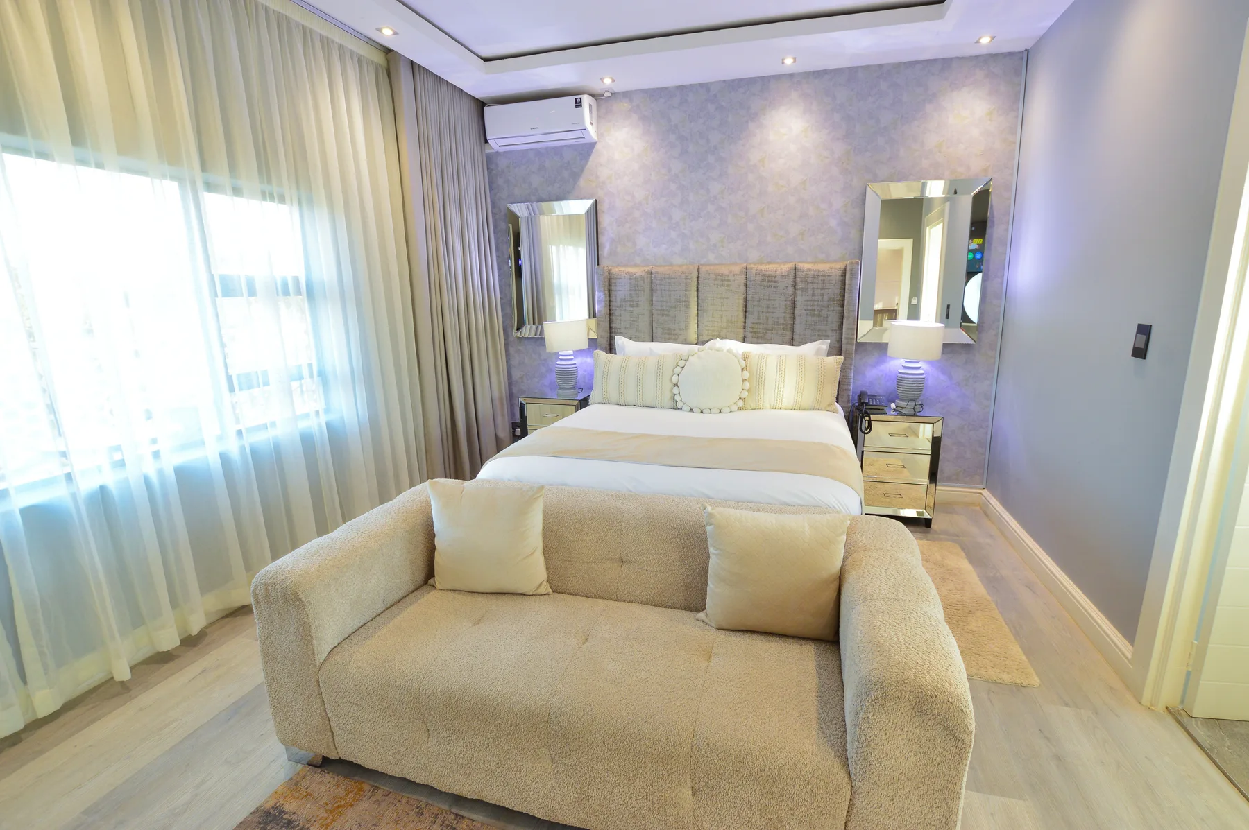 Interior de habitación de hotel